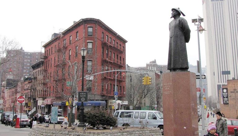 A statue of Lin Zexu in Chatham Square in New York City’s Chinatown.