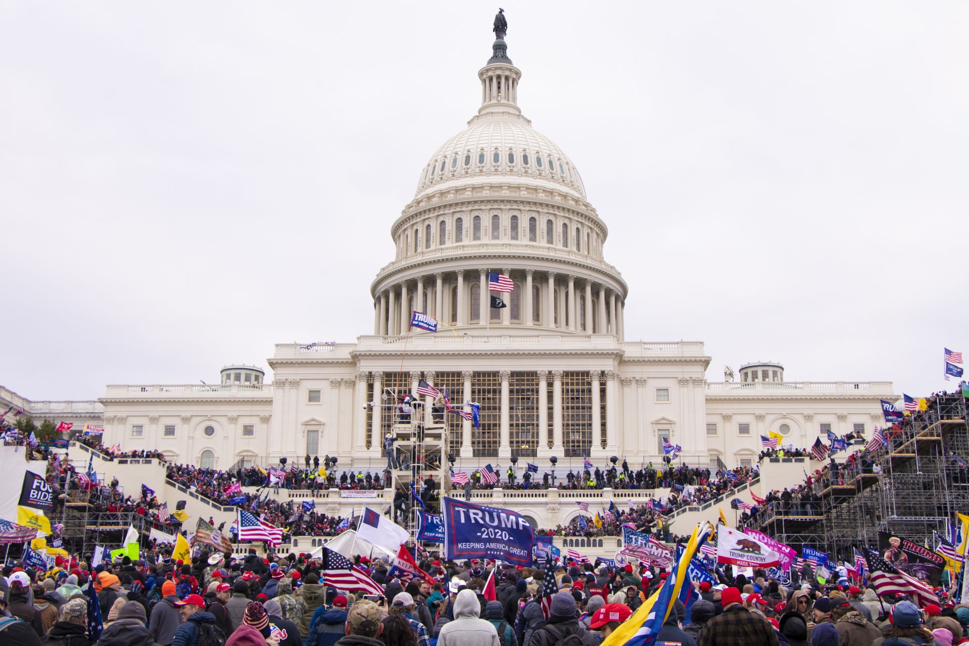 Hundreds of Thousands Rally Against Election Fraud in DC