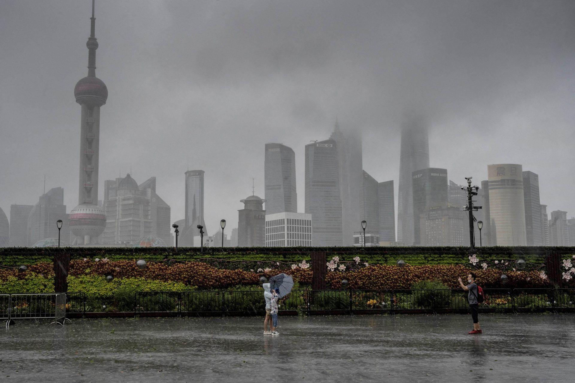 Typhoon Infa Slams Into Eastern China, Bringing Heavy Rain, Grounding