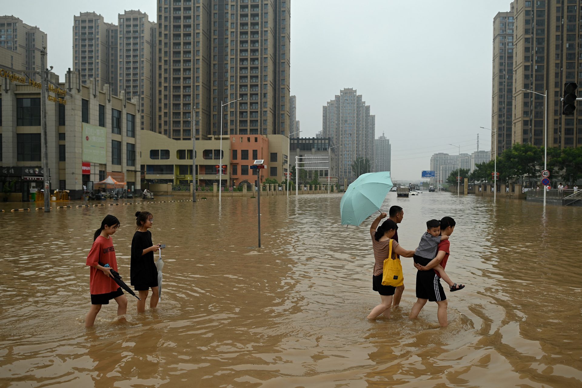 Two More Cities in China's Henan Issue Highest Flood Warning After