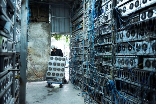 Chinese Firm Used Crypto Networks to Move Funds, Chemicals Through Japan