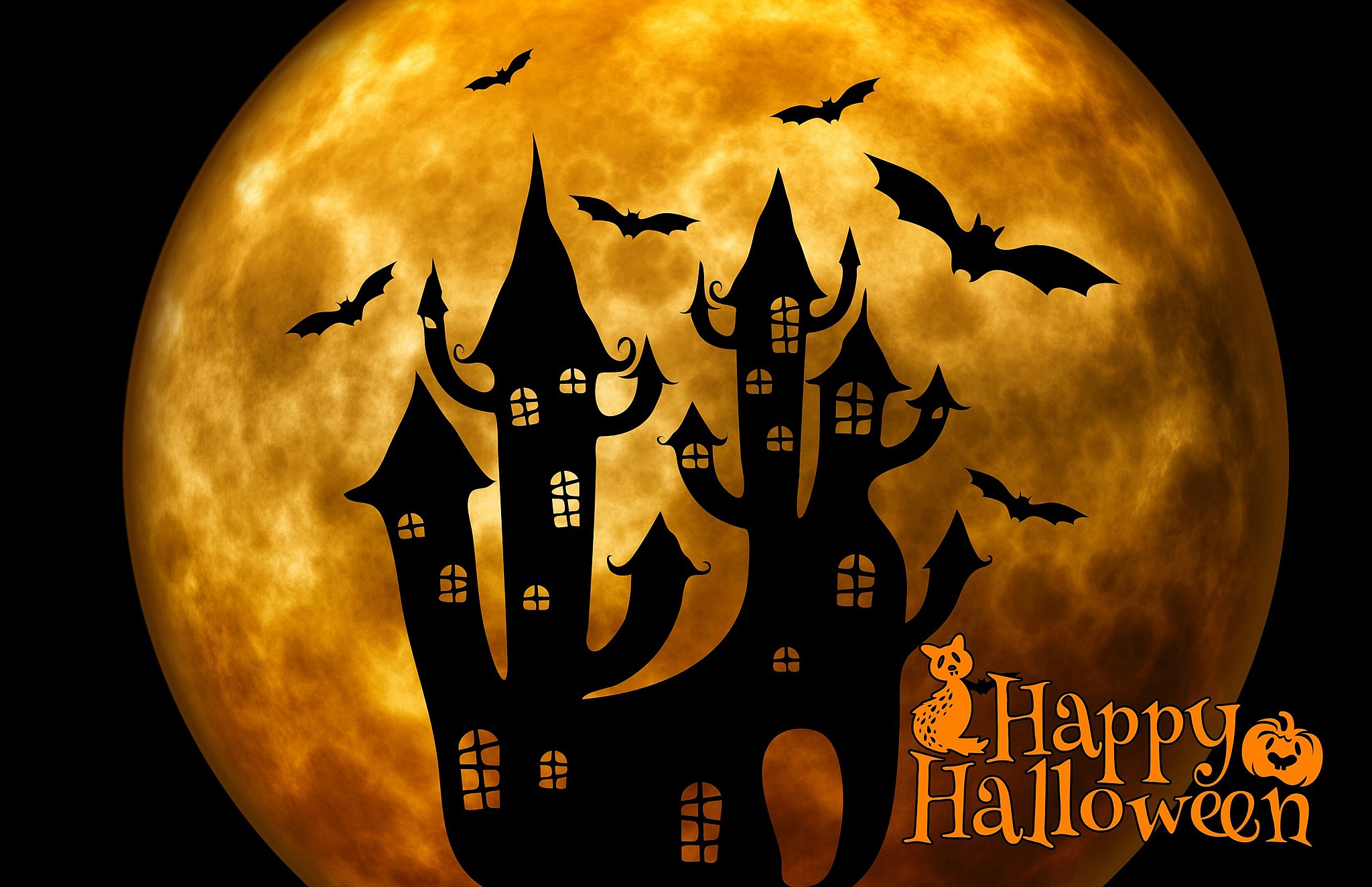 spooky-house-wikimedia-commons