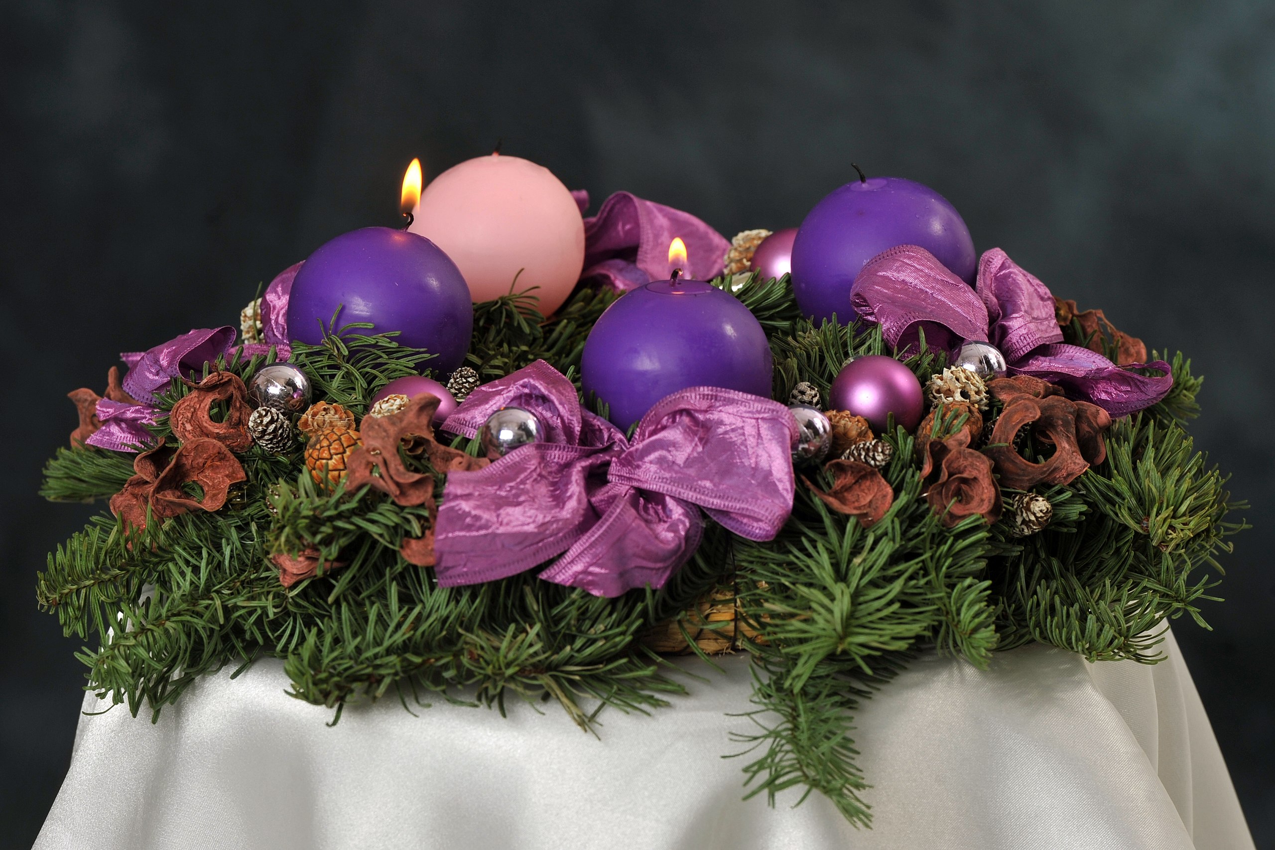 Advent-wreath-wikimedia-commons