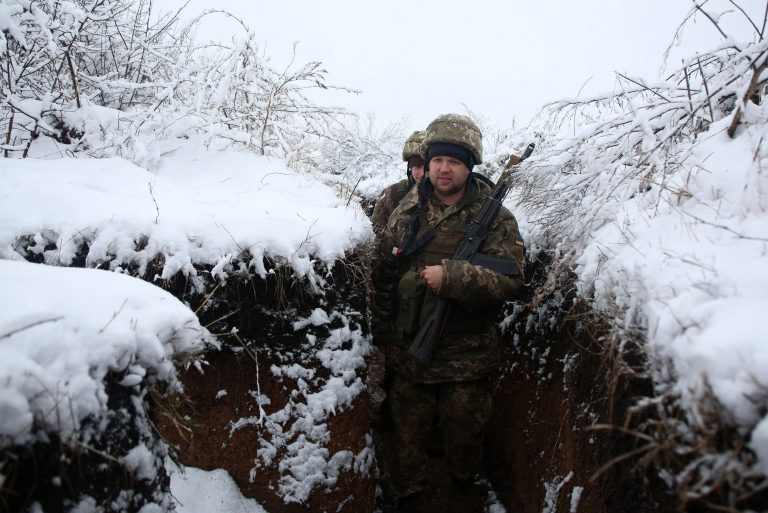 ukraine-soldiers-russia-border_GettyImages-1237304912