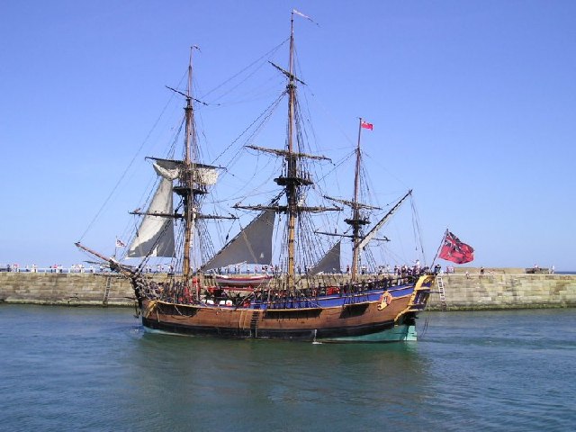 Captain-Cook's-Endeavour-Wikimedia-commons