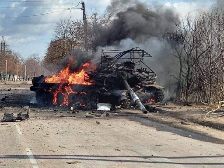 destroyed-t-72b3_ukraine-chernigov