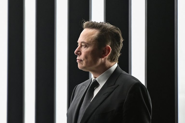 Twitter-Elon-Musk-Free-speech-social-media-Getty-Images-1239416791