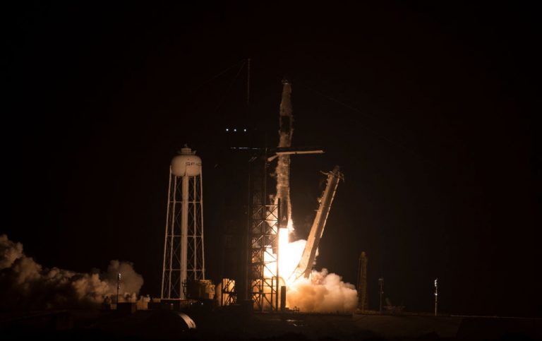 Elon-Musk-SpaceX-Valuation-$125-Billion-Getty-Images-1240269164
