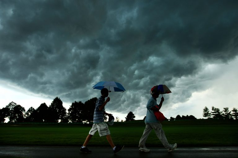 Canada-thunderstorms-power-outages-Getty-Images-89265638