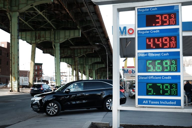 Gas-prices-New-York-Gas-Tax-Holiday-Getty-Images-1383112015