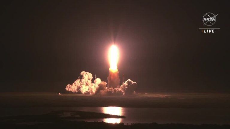 NASA's towering next-generation moon rocket blasted off from Florida early on Wednesday on its debut flight, a crewless voyage inaugurating the U.S. space agency's Artemis exploration program 50 years after the final Apollo moon mission. (Image: Screenshot / Reuters)