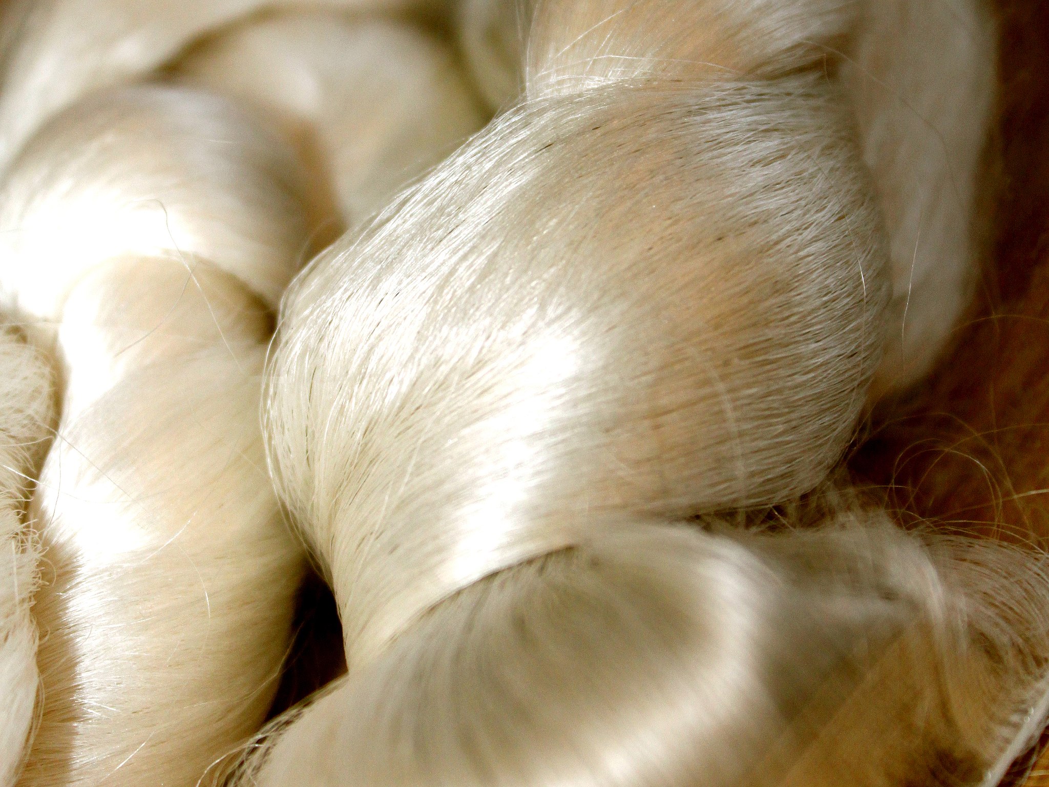 natural-fibers-silk-wikimedia-commons