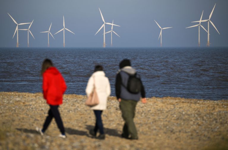 Wind-power-overtakes-fossil-fuels-in-the-UK-frist-quarter-2023-Getty-Images-1247189018