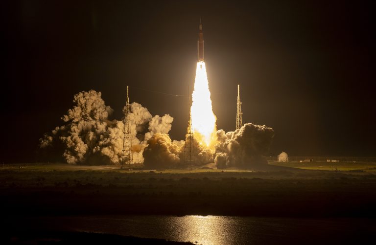 NASA-SLS-Rocket-Over-Budget-Behind-Schedule-Getty-Images-1441873740