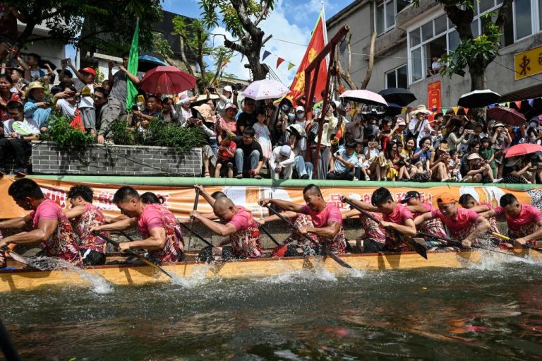 Dragon-boat-Festival-China-Getty-Images-1258929183