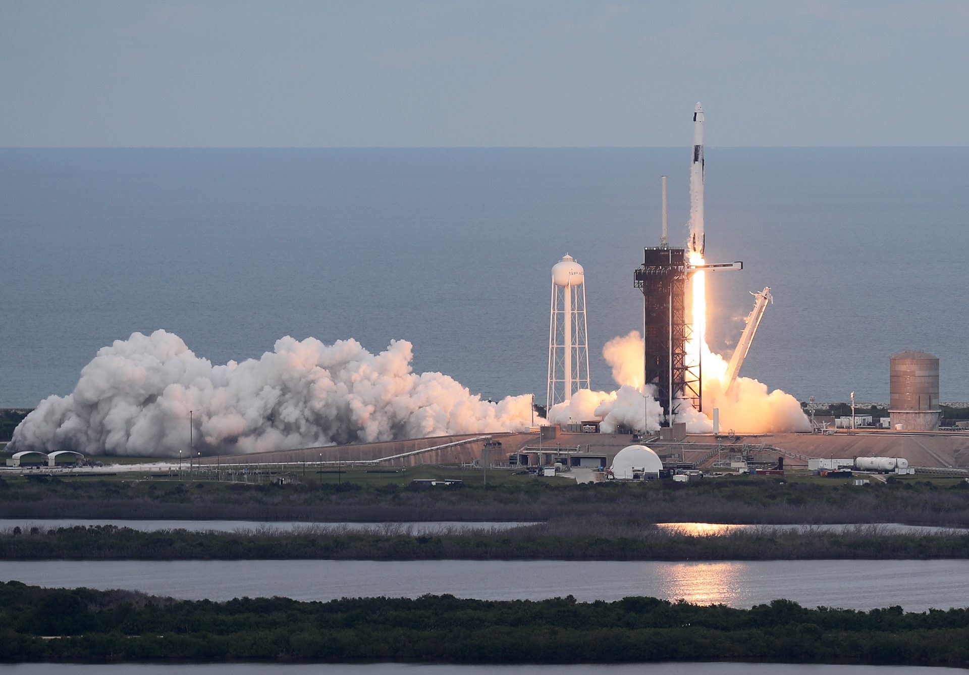 SpaceX Hires 14-Year-Old Software Engineer - Vision Times