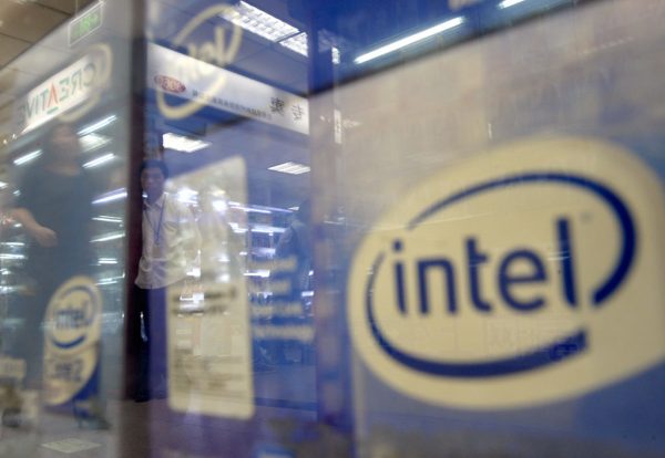 Intel has launched an "innovation center" in Shenzhen's Greater Bay area as it tries to balance Chinese and American ties.