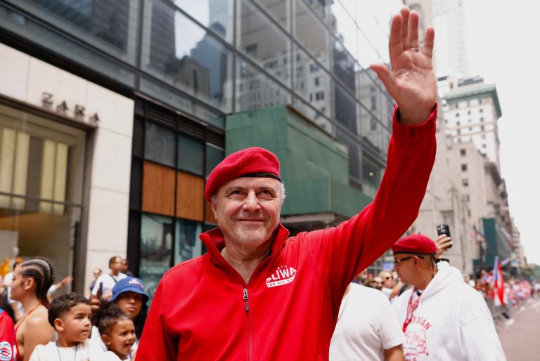Curtis-Sliwa-New-York-Migrant-Crisis-Getty-Images-1258615062