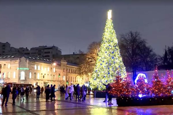 A Christmas celebration in Kyiv, Ukraine, in 2023. (Image: Screenshot/Reuters)