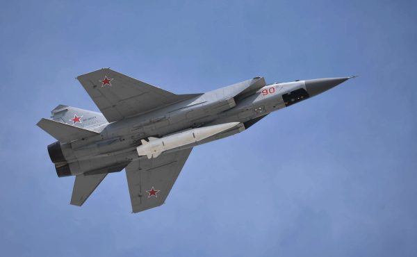 kinzhal hypersonic missile and mig-31