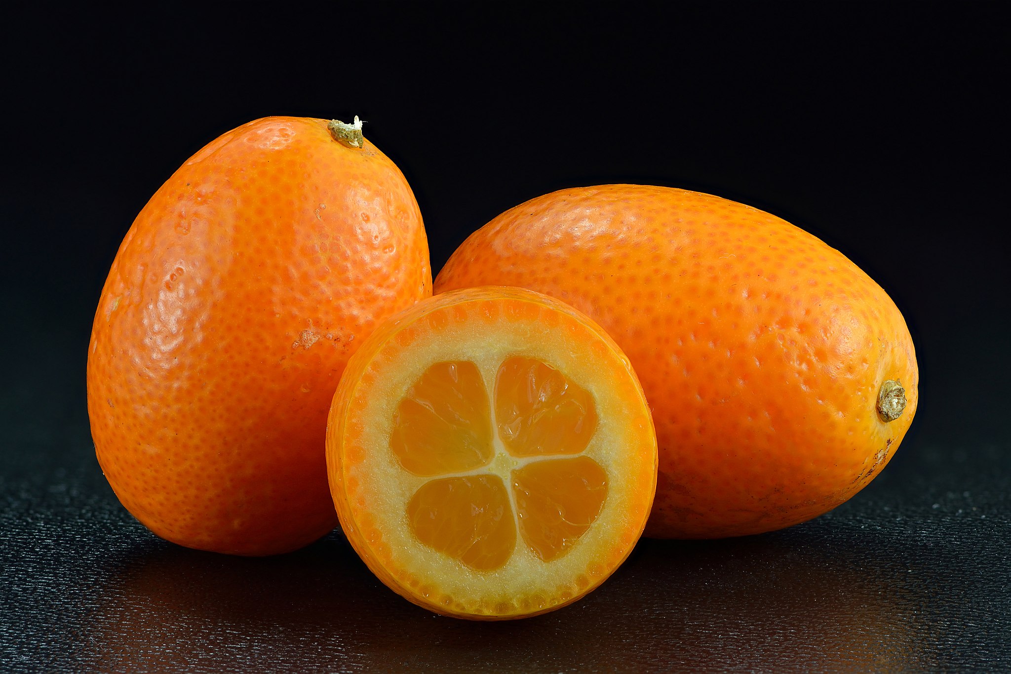 kumquat-Wikimedia-commons