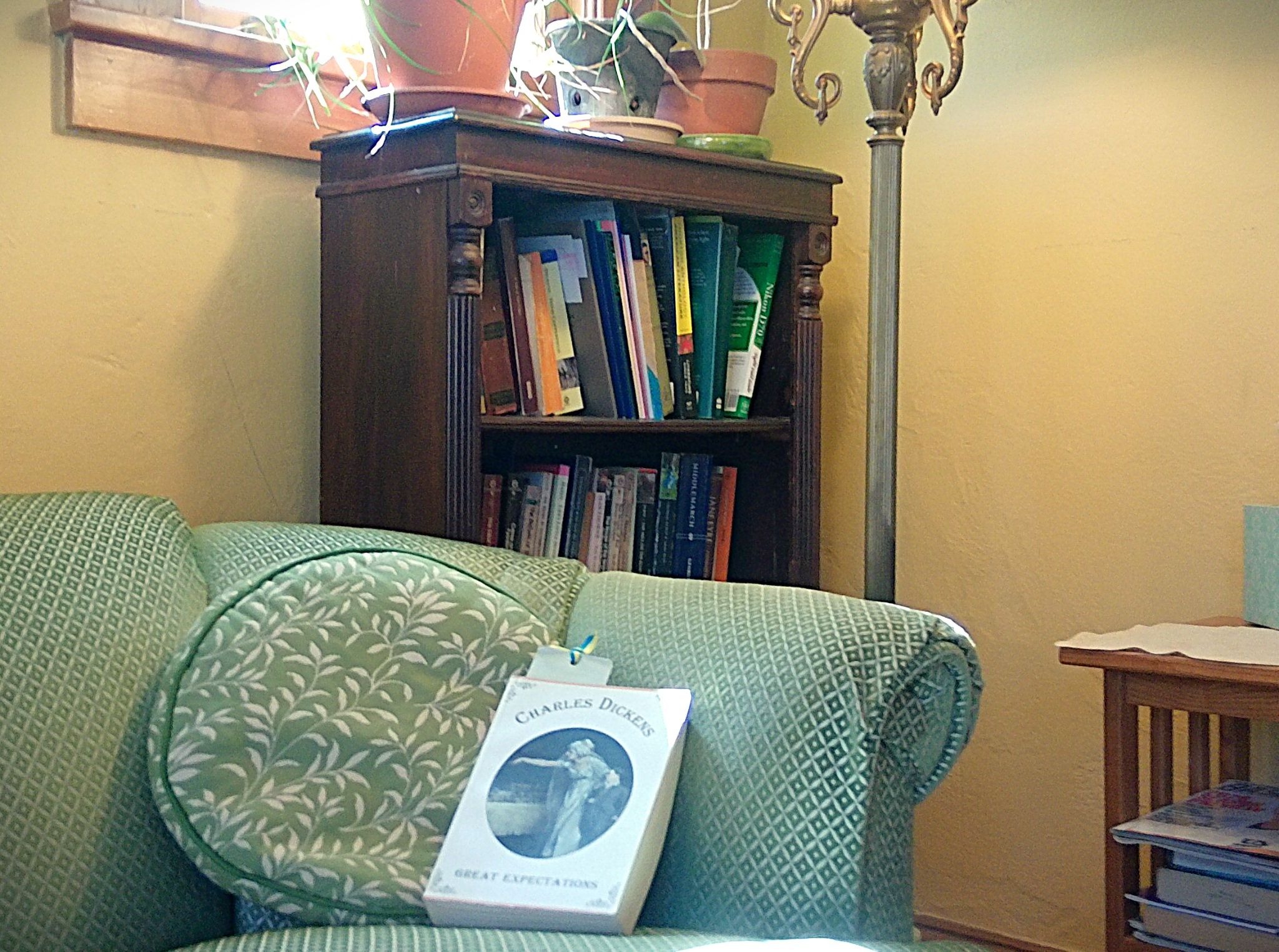Physical-books-Ila
