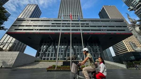 Zero Debt, Zero Regret: Why Young Shenzhen Workers Are Swearing Off Borrowing