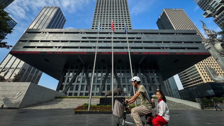 Zero Debt, Zero Regret: Why Young Shenzhen Workers Are Swearing Off Borrowing