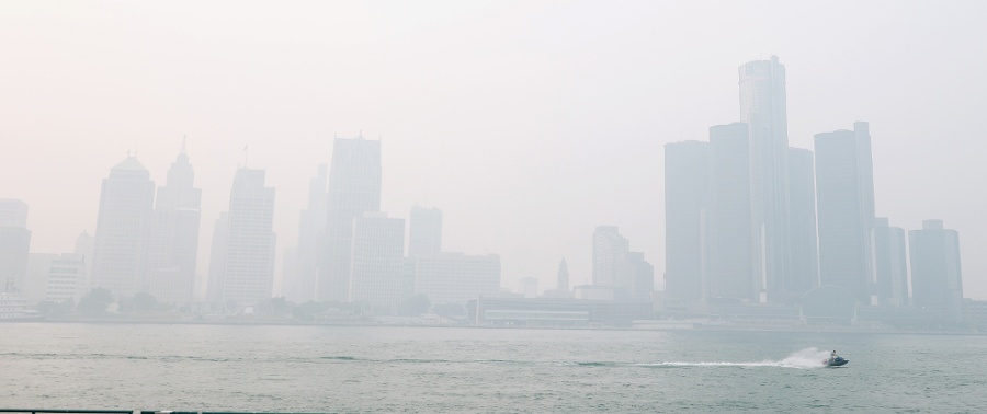 Canadian Wildfire Smoke Triggers Air Quality Crisis Across US Cities